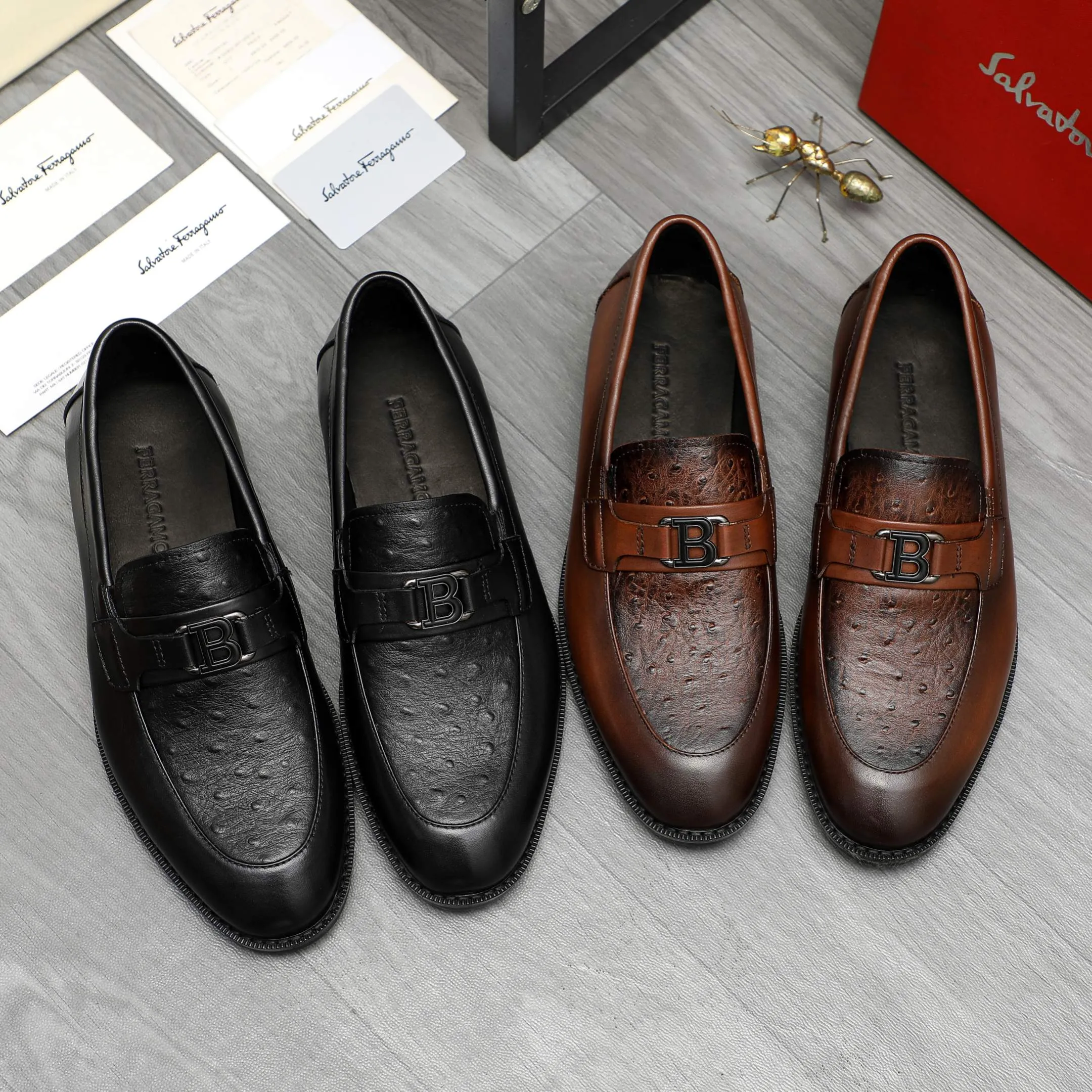 Men's shoes 💰540 Product trademark: Ferragamo "Ferragamo" business casual slip-on leather shoes Regular size: 39-45 (45. Customized, non-returnable) Product materials: Selected ostrich pattern cowhide upper, cowhide lining, original outsole